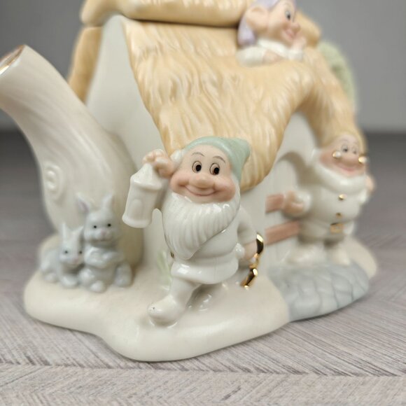 Vintage Lenox Seven Dwarfs Cottage Teapot Fine Ivory China - Picture 8 of 12